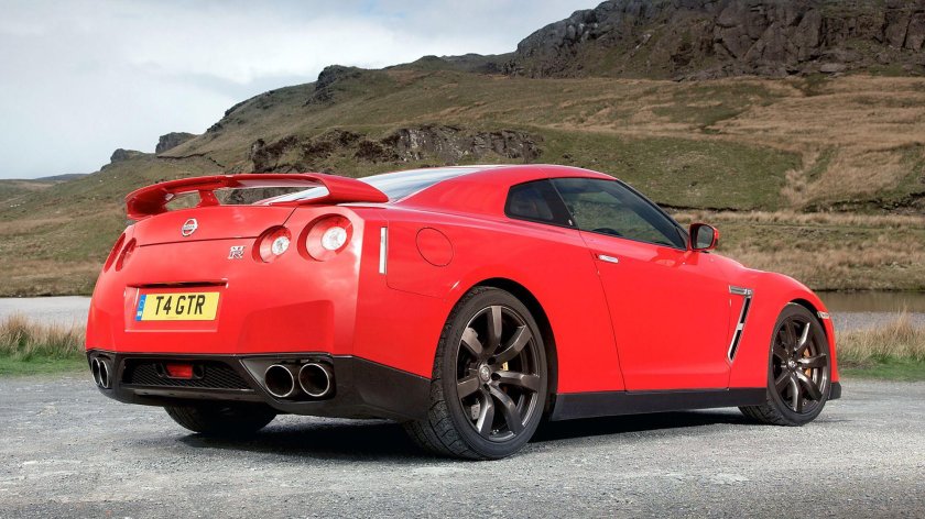 Nissan gt-r 2008