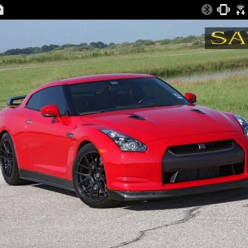 Nissan GTR Red