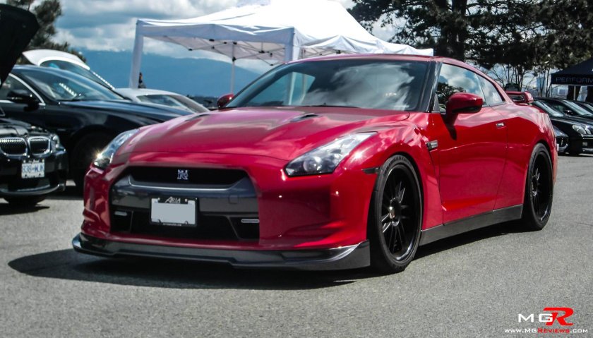Nissan GTR r35 Red