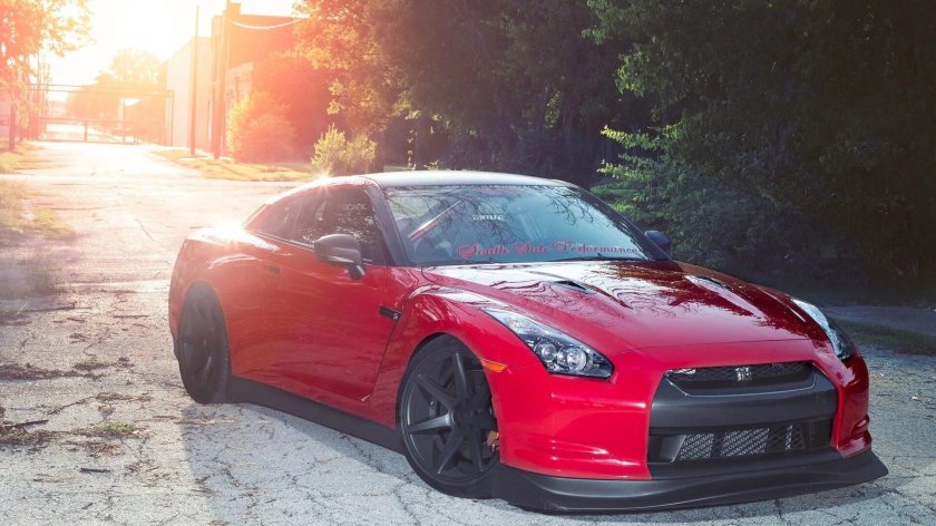 Ниссан ГТР р35