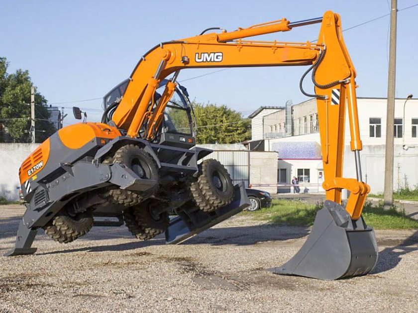 Экскаватор Эксмаш e170w