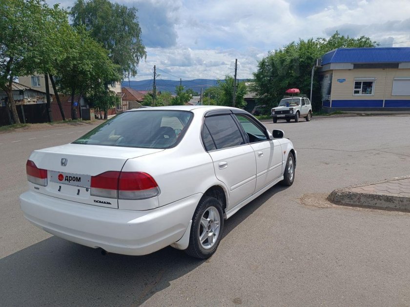 Хонда домани 2000