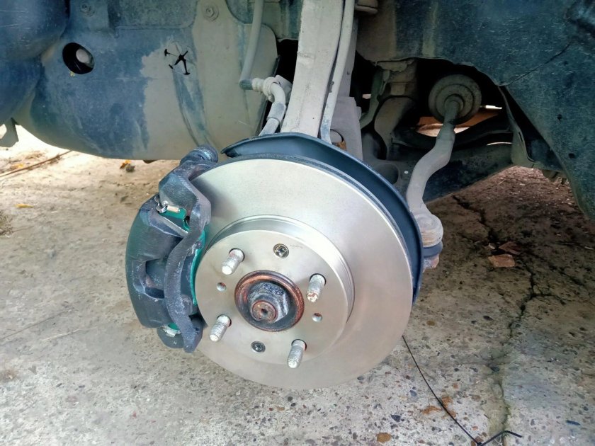 Задние дисковые тормоза