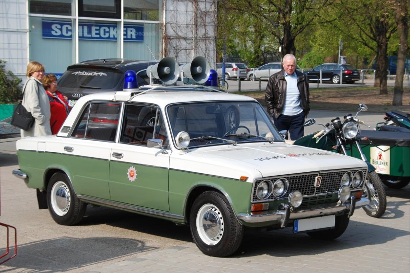 Москвич 2140 Volkspolizei