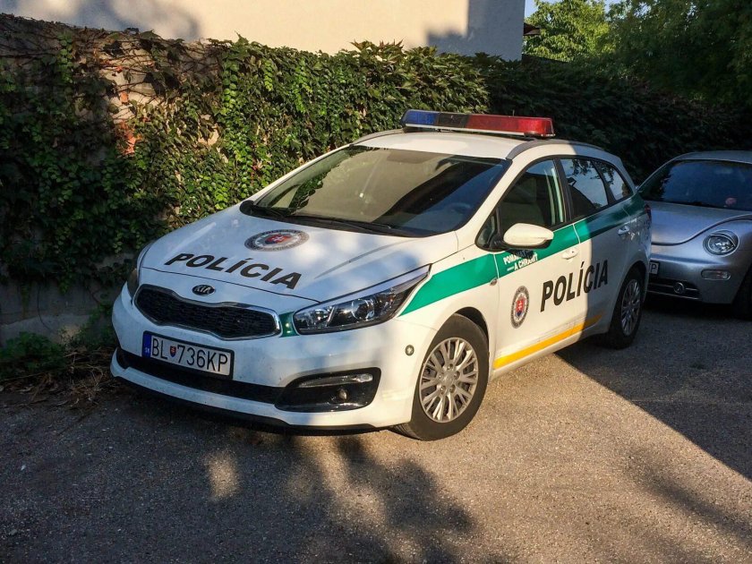 Лада Веста полиция Словакия