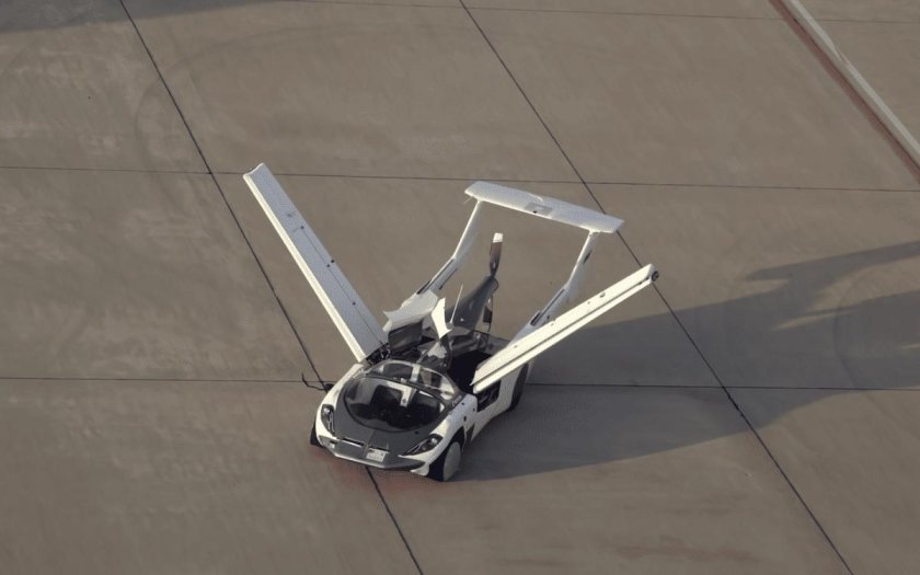 Летающий автомобиль AIRCAR