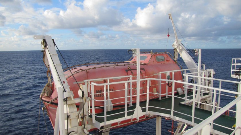 Гравитационная шлюпбалка