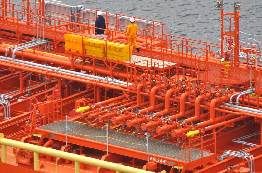 Манифольд на танкере