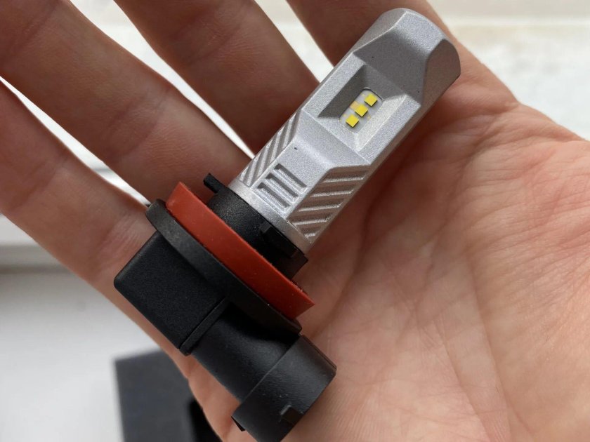 Лампа ПТФ Октавия а7