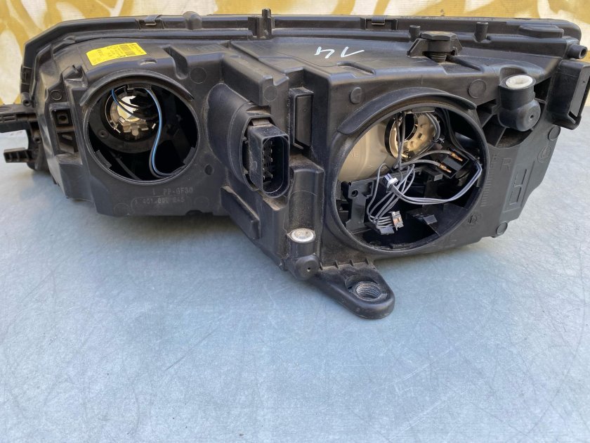 Фара шкода октавия а 7