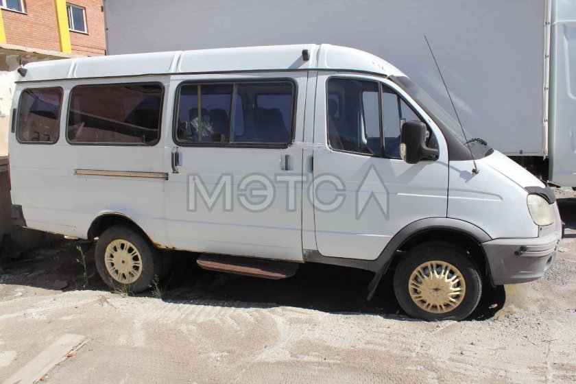 Автомобиль ГАЗ-32213