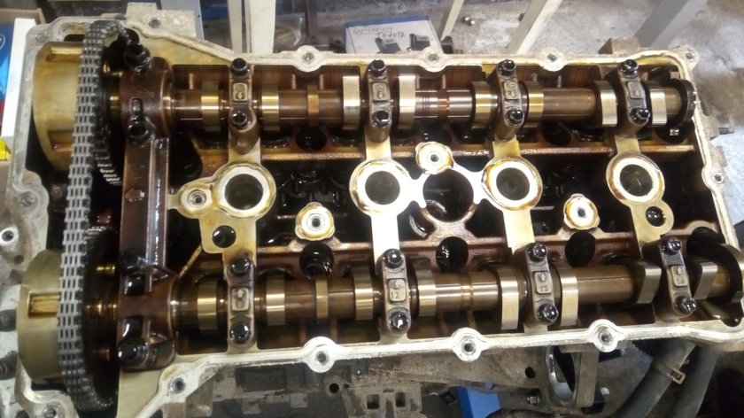 Крышка распредвала Киа Соренто 2.4