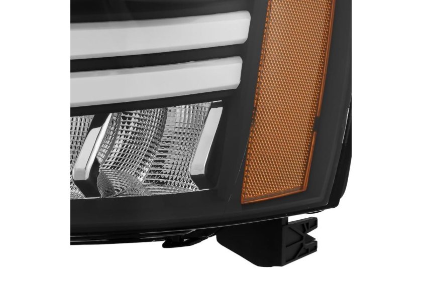 Фары ALPHAREX Chevrolet Tahoe