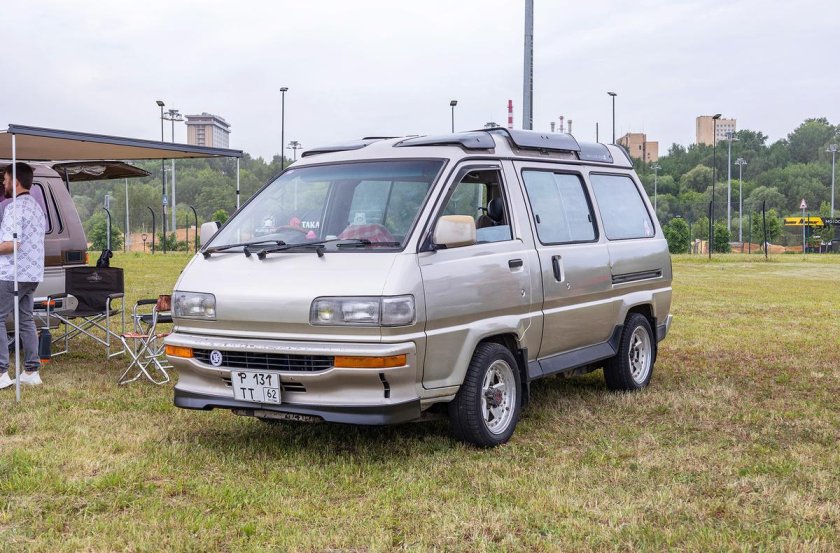 Японские минивэны