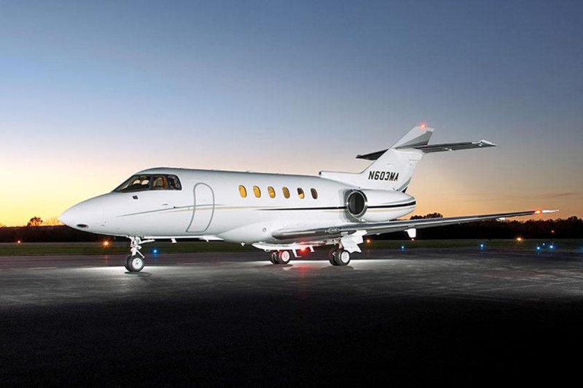 Бизнес джет hawker 900xp
