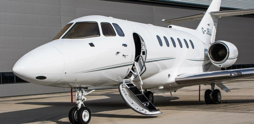Hawker 800