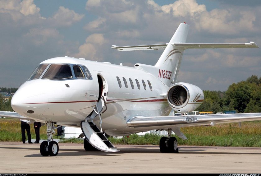 Самолет Hawker 800xp