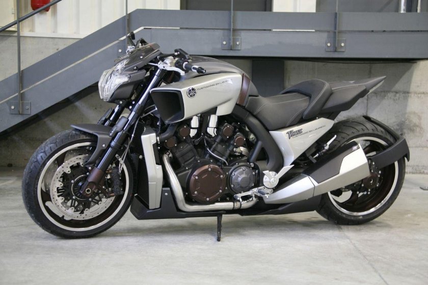 Yamaha v-Max 2020
