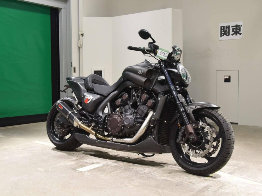 Yamaha v-Max 1700