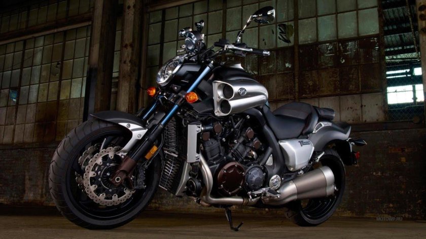 Yamaha v-Max 1700