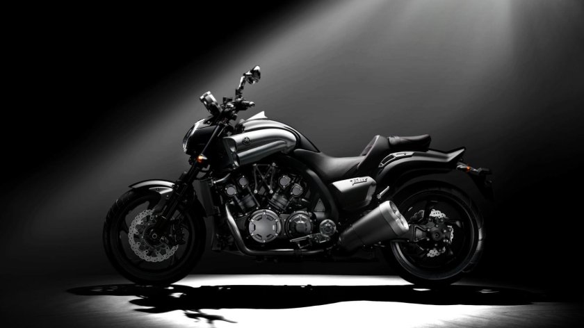 Мотоцикл Yamaha Vmax