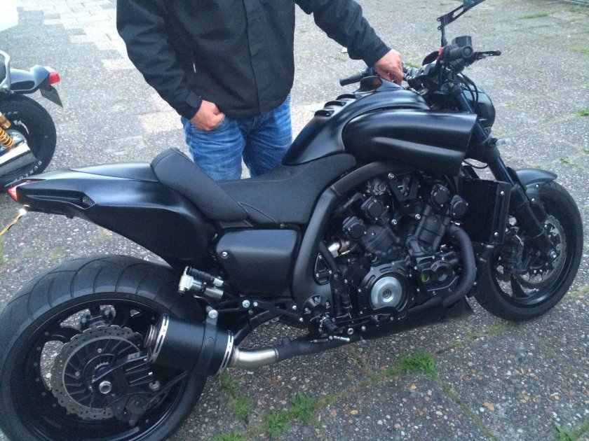 Yamaha v-Max 1700