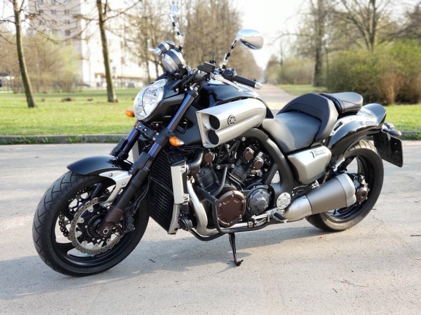 Yamaha v-Max 1700