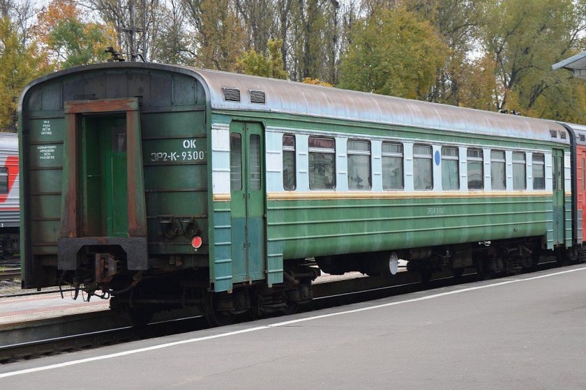 Электропоезд эр2 моторный вагон