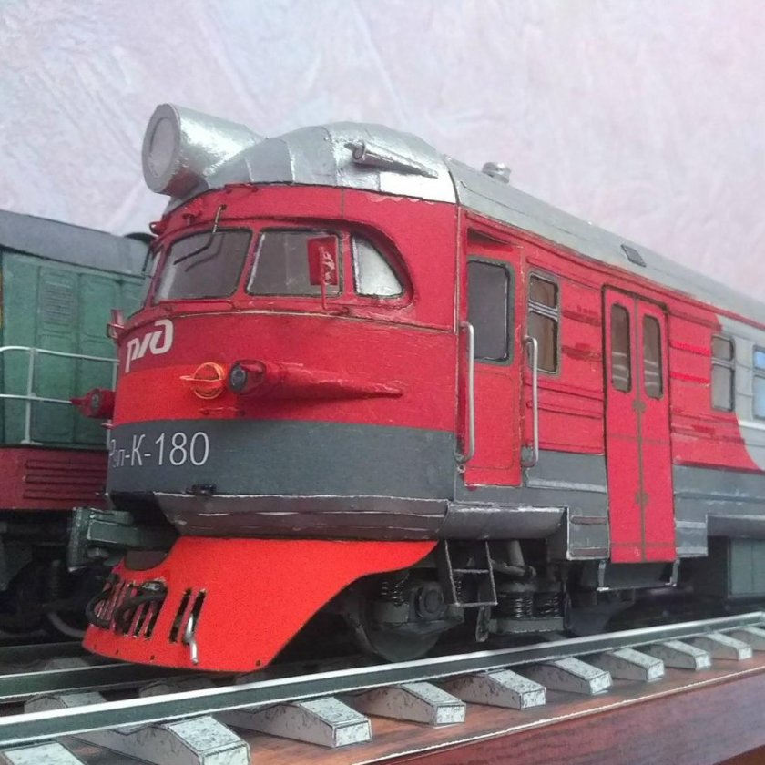 Эр9 электропоезд модель