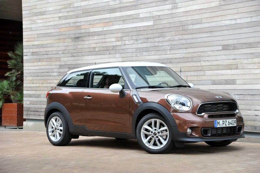 Mini cooper paceman