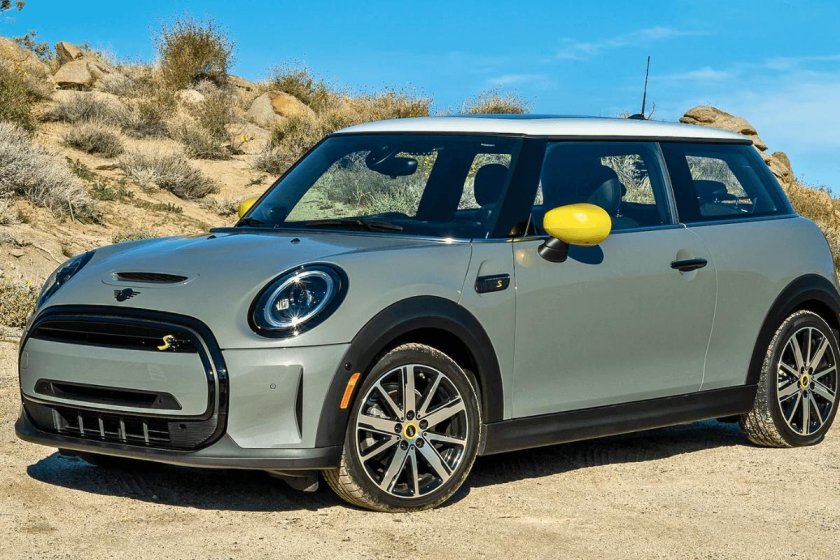 Мини Купер се