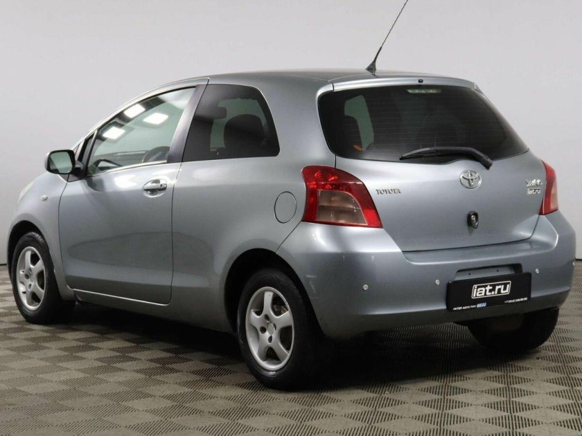 Тойота 2007 хэтчбек