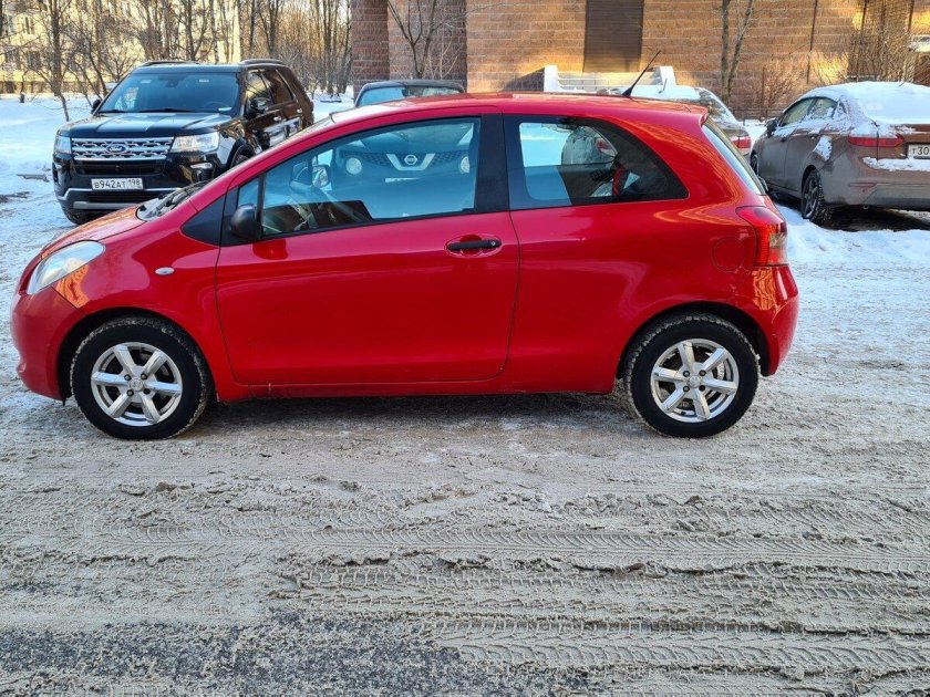 Toyota yaris 2008