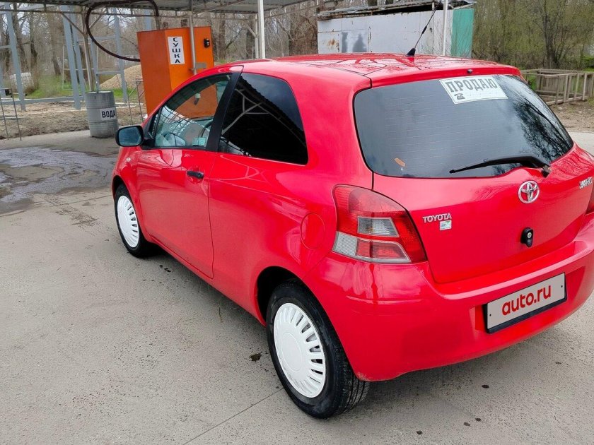 Тойота ярис 2008 года