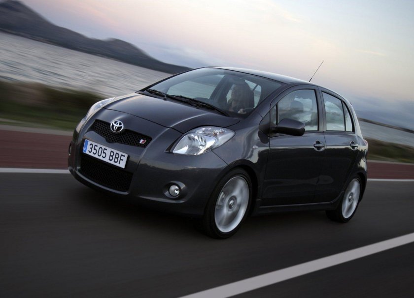 Toyota Yaris II (2005-2009)