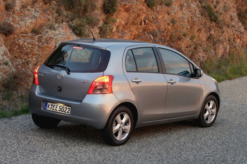 Toyota Yaris 2005