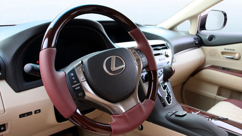 Бежевый Лексус РХ 350