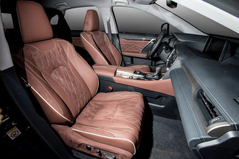Коричневый салон Лексус rx300