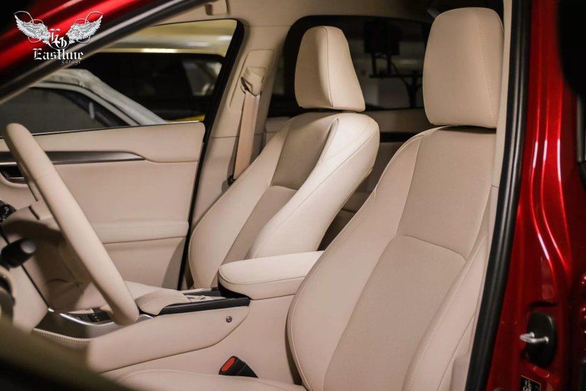 Лексус нх200 белый салон