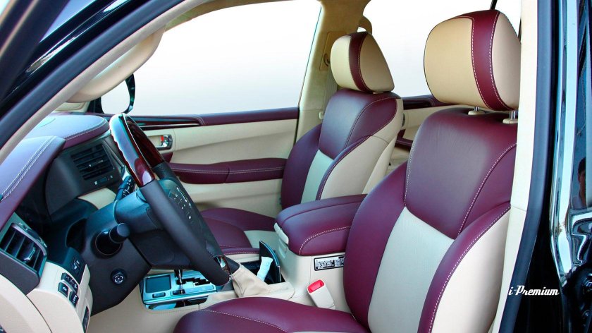 Lexus rx350 красный салон