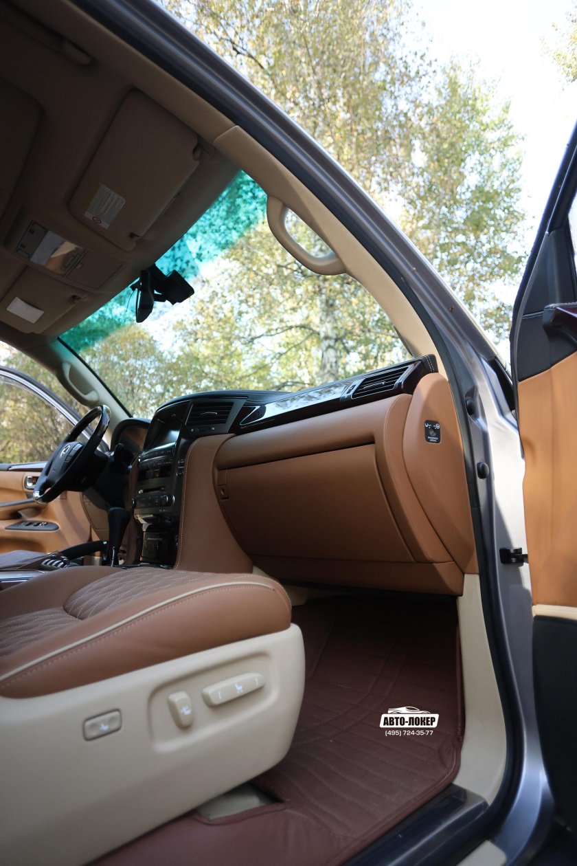 Lexus lx 570 салон