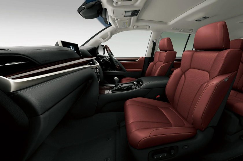 Lexus LX 570 Interior