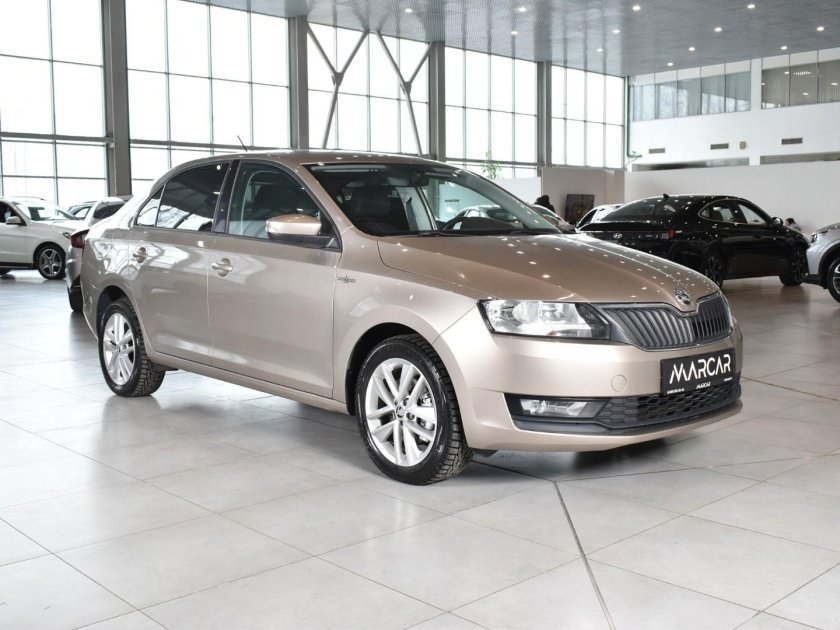 Шкода рапид 2018 1.6