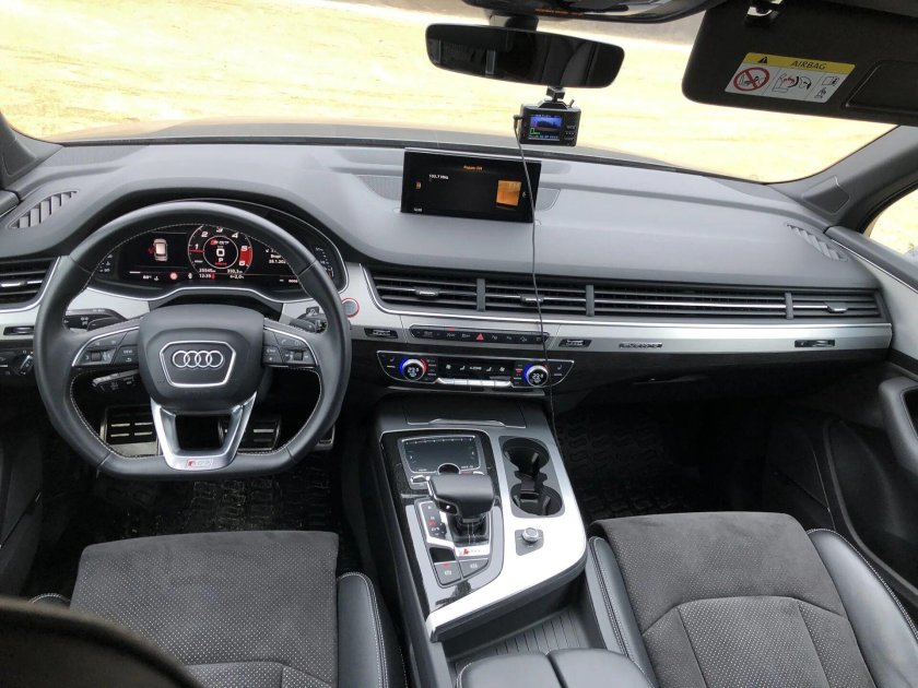 Audi q7 2018 салон
