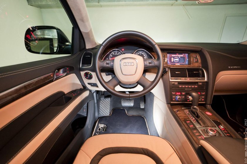 Audi q7 салон
