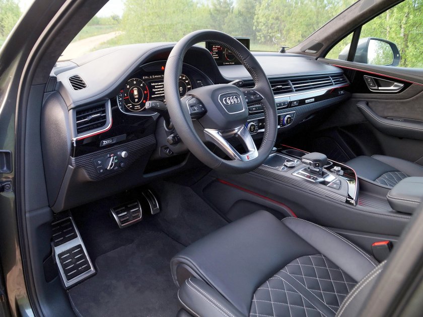 Audi q7 салон