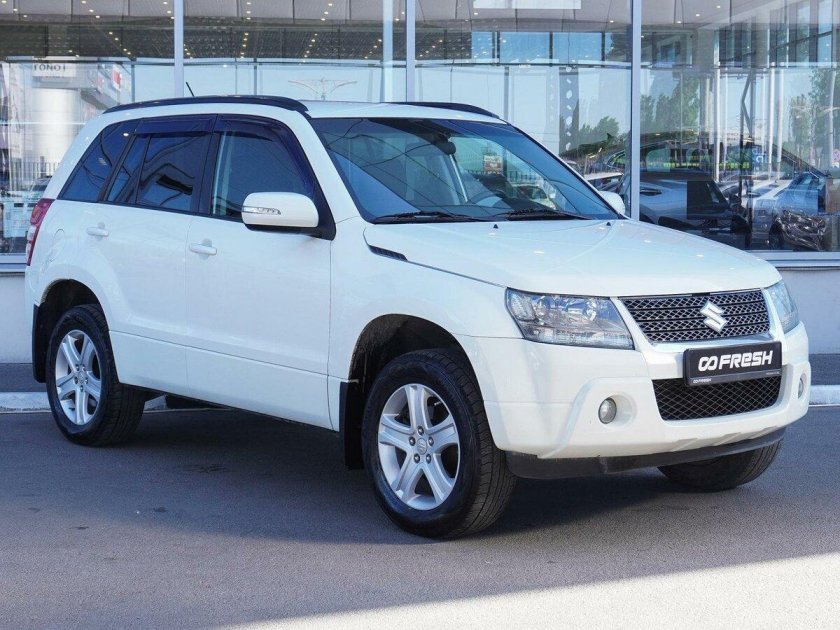 Suzuki grand vitara 2011