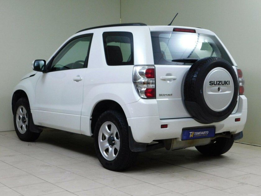 Suzuki grand vitara 1