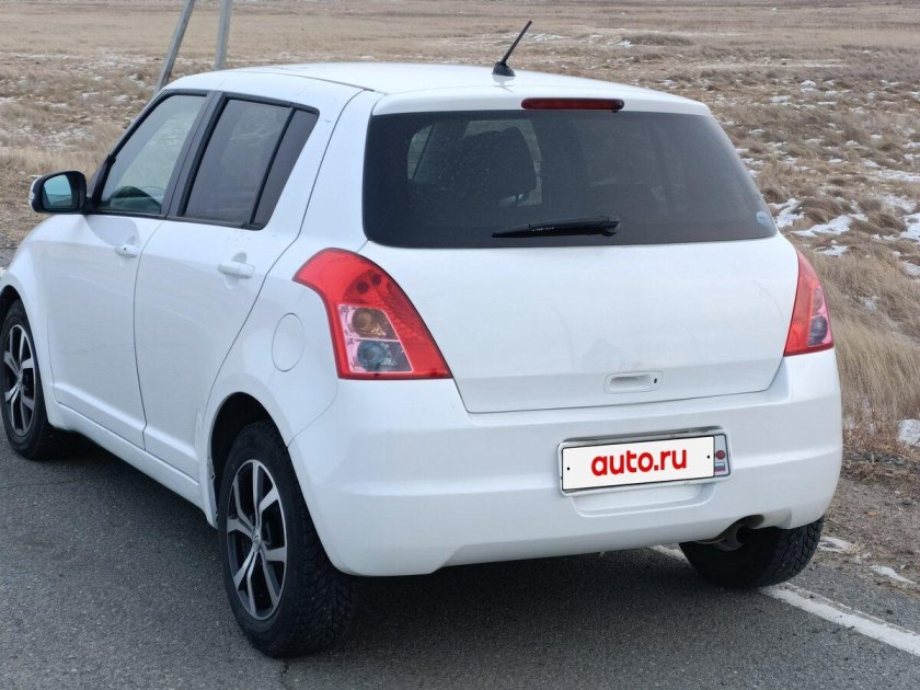 Сузуки свифт 2009