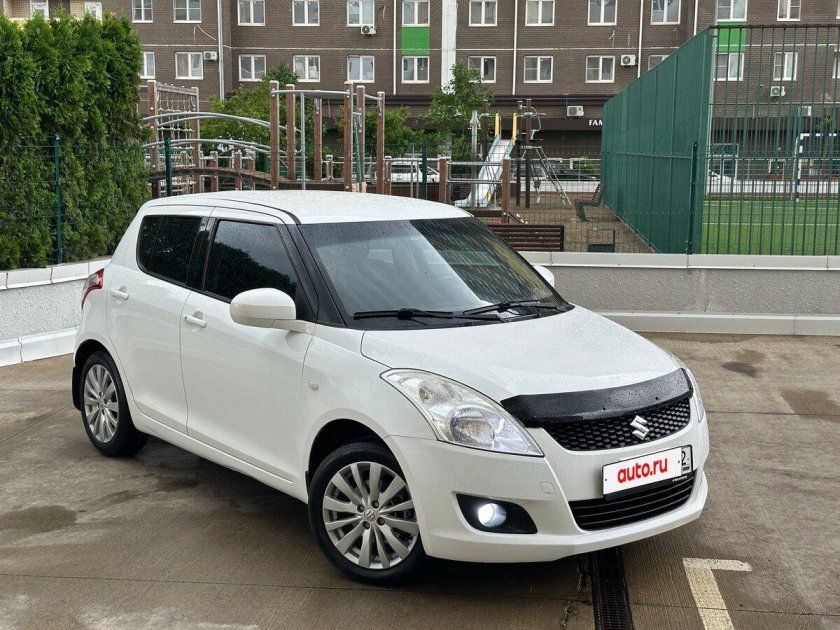 Suzuki swift 2011